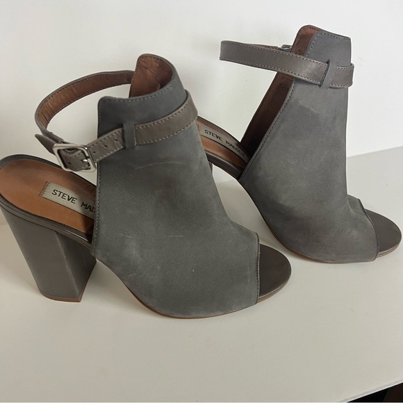 Steve Madden Carnabi chunky heel sandal, women’s size 9M, well loved, gray - Picture 6 of 9
